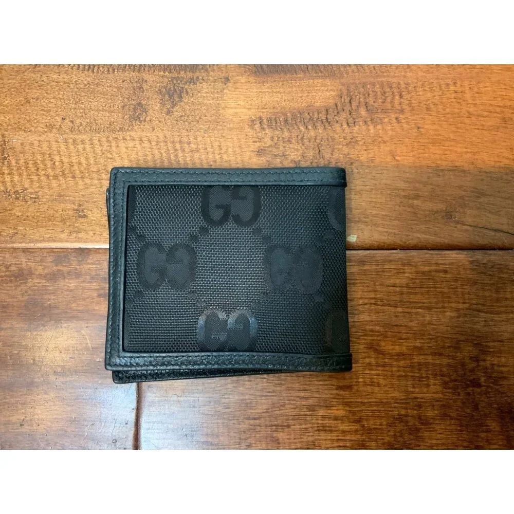 Gucci Authentic Black Leather Off The Grid Bi-Fold Wallet